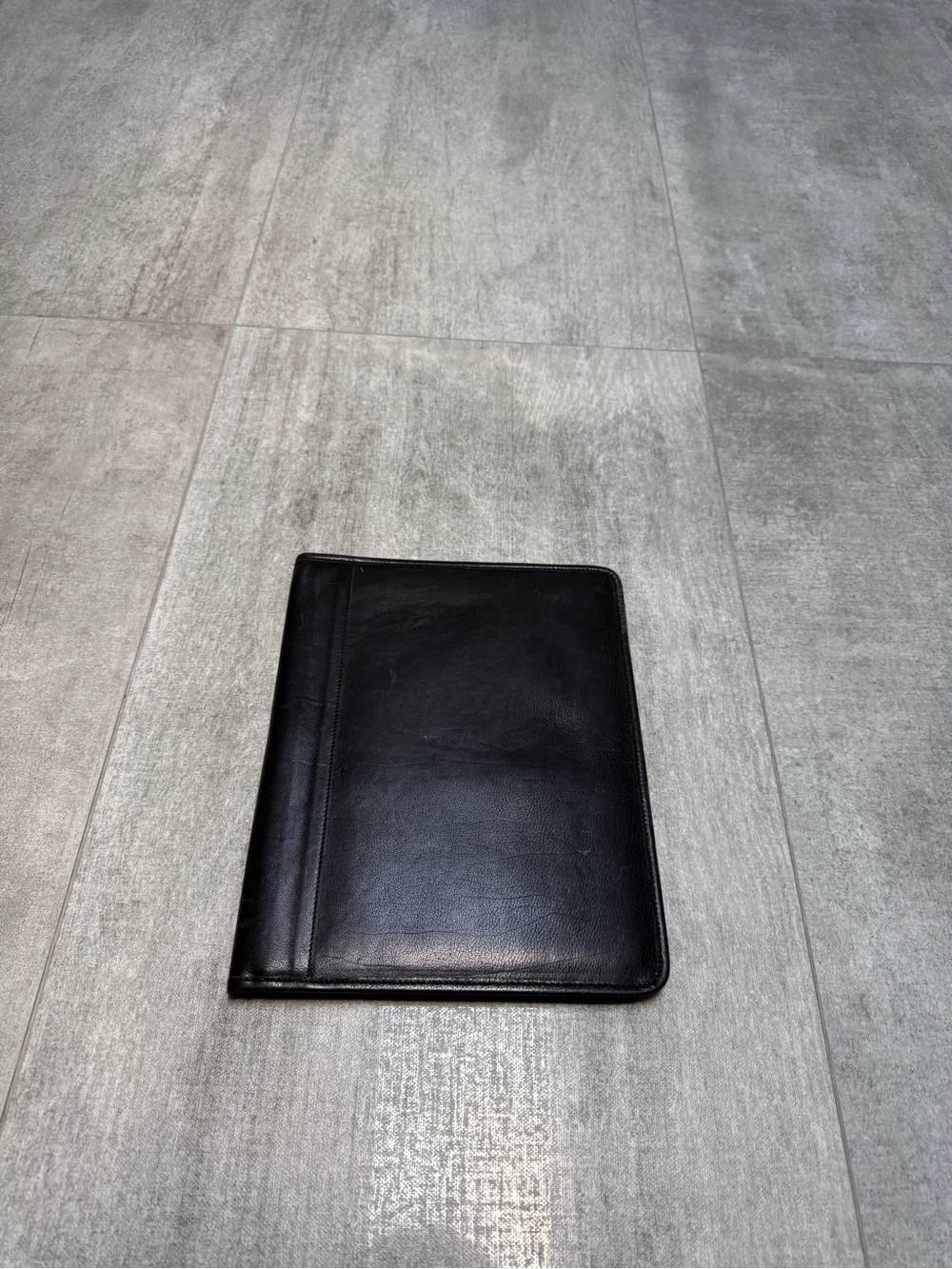 Vintage Coach Black Leather Portfolio - Picture 2 of 6